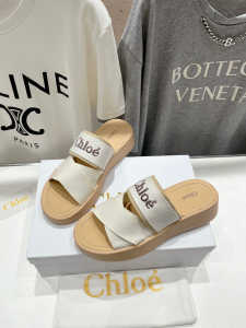 Chloe Mila Logo Embellished Wedge Sandals White Chloe Mila Logo Embellished Wedge Sandals White