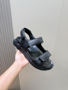 Hermes Junior Black Leather Flat Sandals Hermes Junior Black Leather Flat Sandals