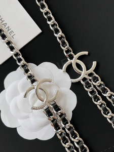 Chanel CC Logo Leather and Chain Belt