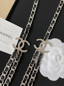 Chanel CC Logo Leather and Chain Belt