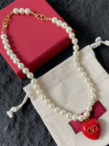 Valentino Vlogo Red Heart Pearls Pendant Necklaces Valentino Vlogo Red Heart Pearls Pendant Necklaces