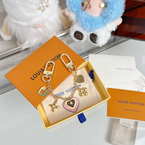 Louis Vuitton MY Heart Bag Charm Fuchsia