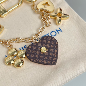 Louis Vuitton MY Heart Bag Charm Pink