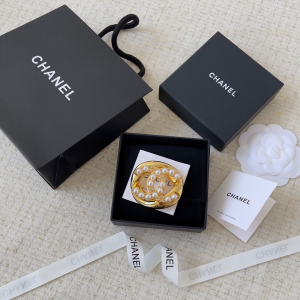 Chanel CC Faux Pearl Crystals Brooch