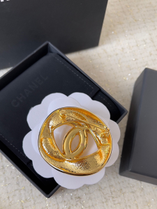 Chanel CC Faux Pearl Crystals Brooch