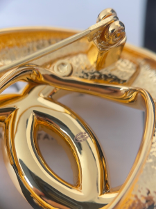 Chanel CC Faux Pearl Crystals Brooch