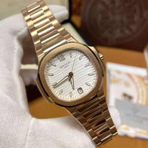 Patek Philippe Ladies Nautilus Rose Gold Watch White Dial 71181R Patek Philippe Ladies Nautilus Rose Gold Watch White Dial 71181R