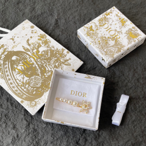 Dior Bloom In Dior Pearl Hair Clips
