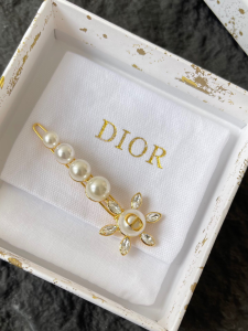 Dior Bloom In Dior Pearl Hair Clips