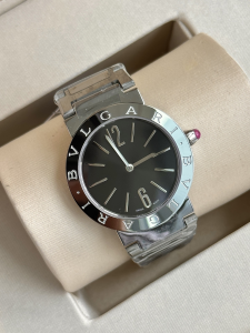 Bvlgari Bvlgari Black Dial Stainless Steel Case and Bracelet Watch 33MM Bvlgari Bvlgari Black Dial Stainless Steel Case and Bracelet Watch 33MM