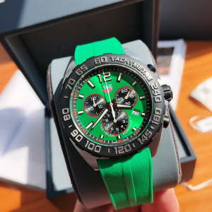TAG Heuer Formula 1 Chronograph Quartz Green Dial and Rubber Strap Watch 43MM TAG Heuer Formula 1 Chronograph Quartz Green Dial and Rubber Strap Watch 43MM