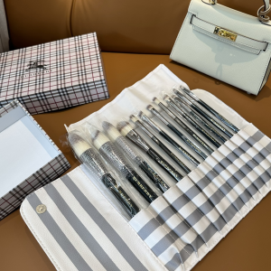 Burberry Makeup Brushed and Tools