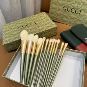 Gucci Makeup Brushed and Tools