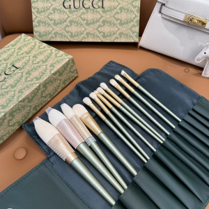 Gucci Makeup Brushed and Tools