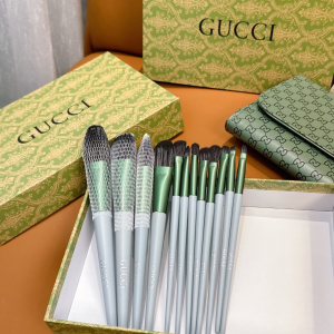 Gucci Makeup Brushed and Tools