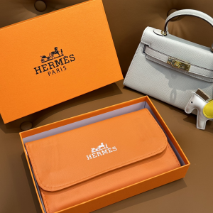 Hermes Makeup Brushed and Tools