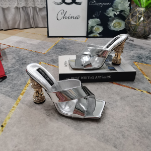 Dolce Gabbana DG Jewel Heeled Silver Patent Leather Sandals Dolce Gabbana DG Jewel Heeled Silver Patent Leather Sandals