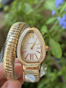Bvlgari Bulgari Serpenti Tubogas Single Spiral Watch White Dial Yellow Gold Bvlgari Bulgari Serpenti Tubogas Single Spiral Watch White Dial Yellow Gold