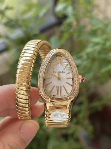 Bvlgari Bulgari Serpenti Tubogas Single Spiral Watch White Dial Yellow Gold Bvlgari Bulgari Serpenti Tubogas Single Spiral Watch White Dial Yellow Gold