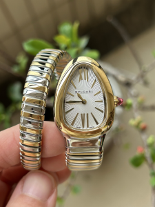 Bvlgari Bulgari Serpenti Tubogas Single Spiral Watch White Dial Yellow Gold Bvlgari Bulgari Serpenti Tubogas Single Spiral Watch White Dial Yellow Gold