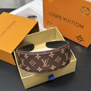 Louis Vuitton LVxTM Brown Monogram LV Outline Headband Louis Vuitton LVxTM Brown Monogram LV Outline Headband