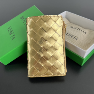 Bottega Veneta Medium Gold Intrecciato Bi Fold Zip Wallet Bottega Veneta Medium Gold Intrecciato Bi Fold Zip Wallet