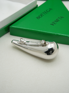 Bottega Veneta Drop Hair Clip