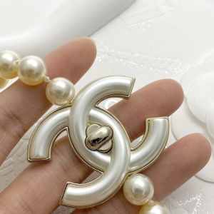 Chanel CC Logo Pearls Necklaces