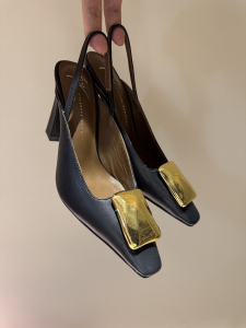 Giuseppe Zanotti Brendha Stone Black Leather Slingback Pumps 100MM Giuseppe Zanotti Brendha Stone Black Leather Slingback Pumps 100MM